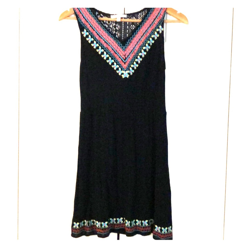 Skies Are Blue Women’s little black dress- size M